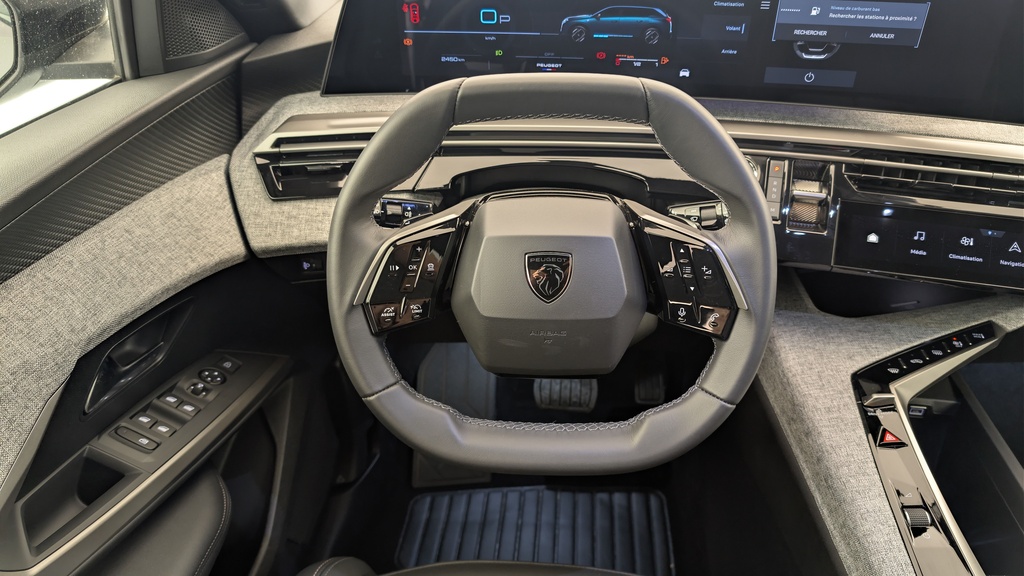 Peugeot 5008 HYBRID 145 CH E-DCS6 ALLURE