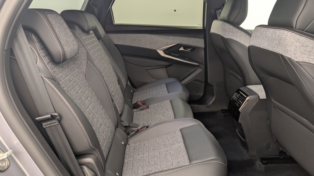Peugeot 5008 HYBRID 145 CH E-DCS6 ALLURE