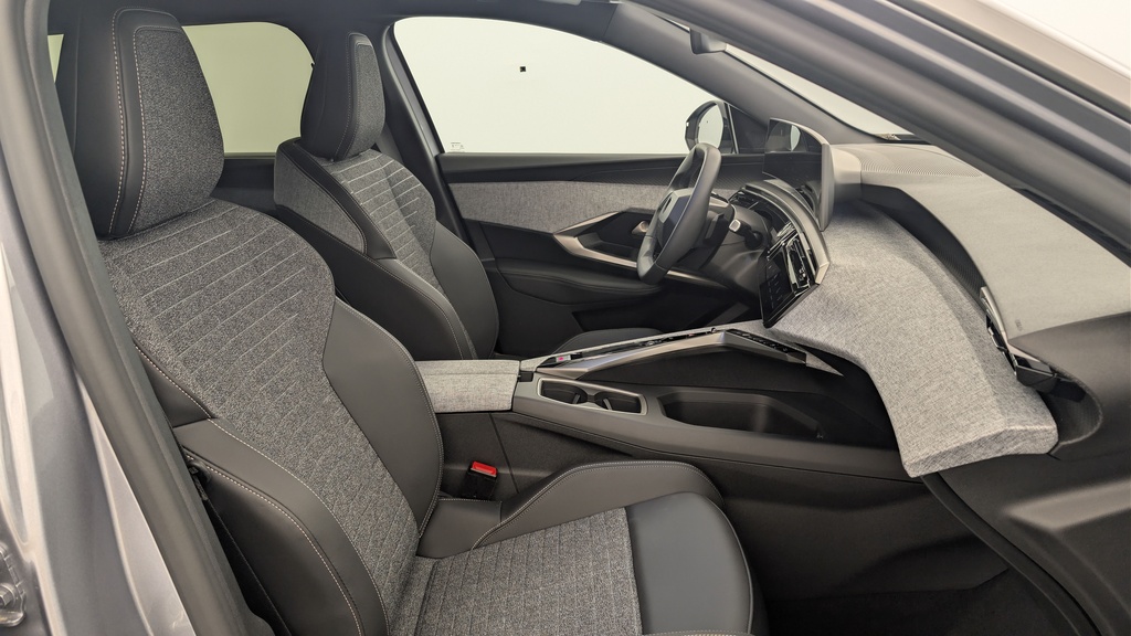 Peugeot 5008 HYBRID 145 CH E-DCS6 ALLURE