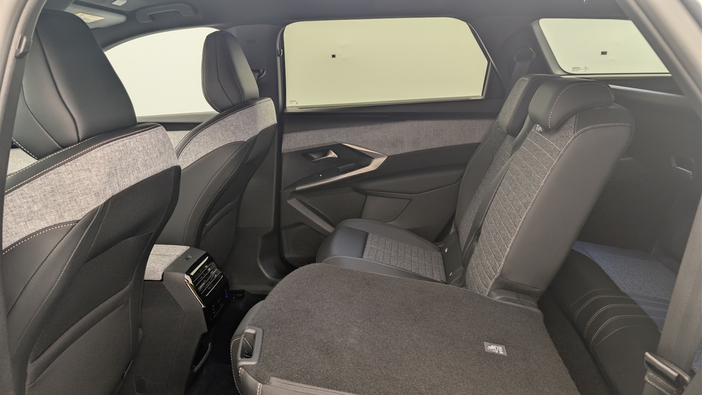 Peugeot 5008 HYBRID 145 CH E-DCS6 ALLURE