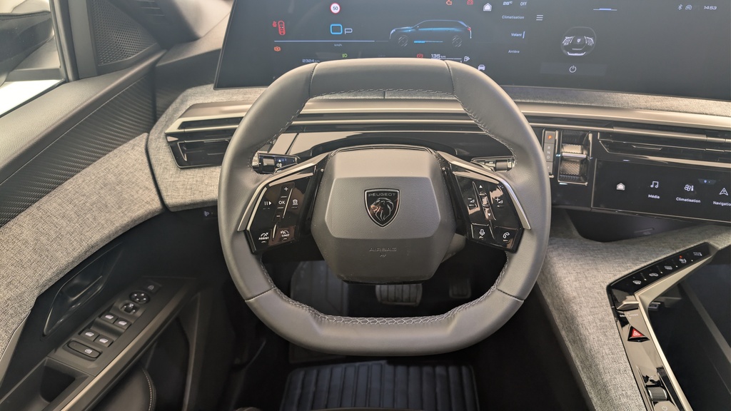 Peugeot 5008 HYBRID 145 CH E-DCS6 ALLURE