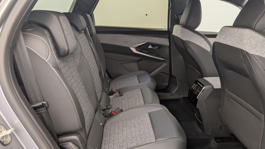 Peugeot 5008 HYBRID 145 CH E-DCS6 ALLURE