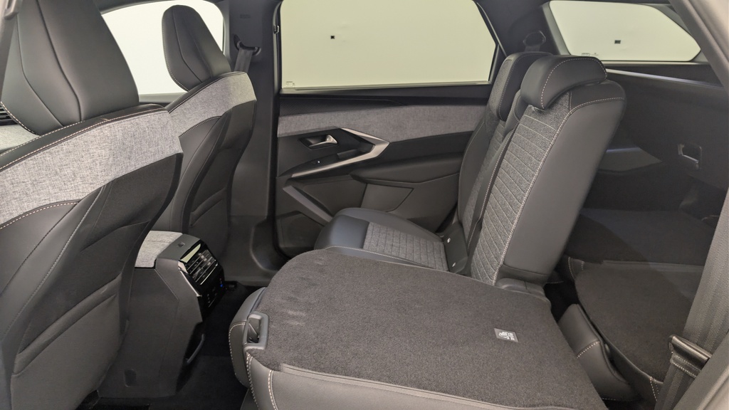 Peugeot 5008 HYBRID 145 CH E-DCS6 ALLURE