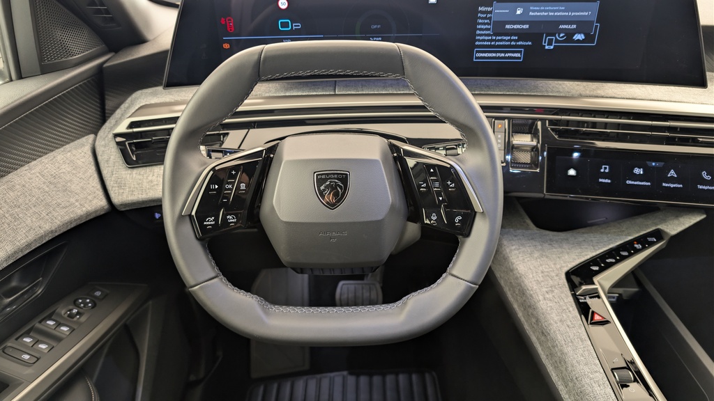 Peugeot 5008 HYBRID 145 CH E-DCS6 ALLURE