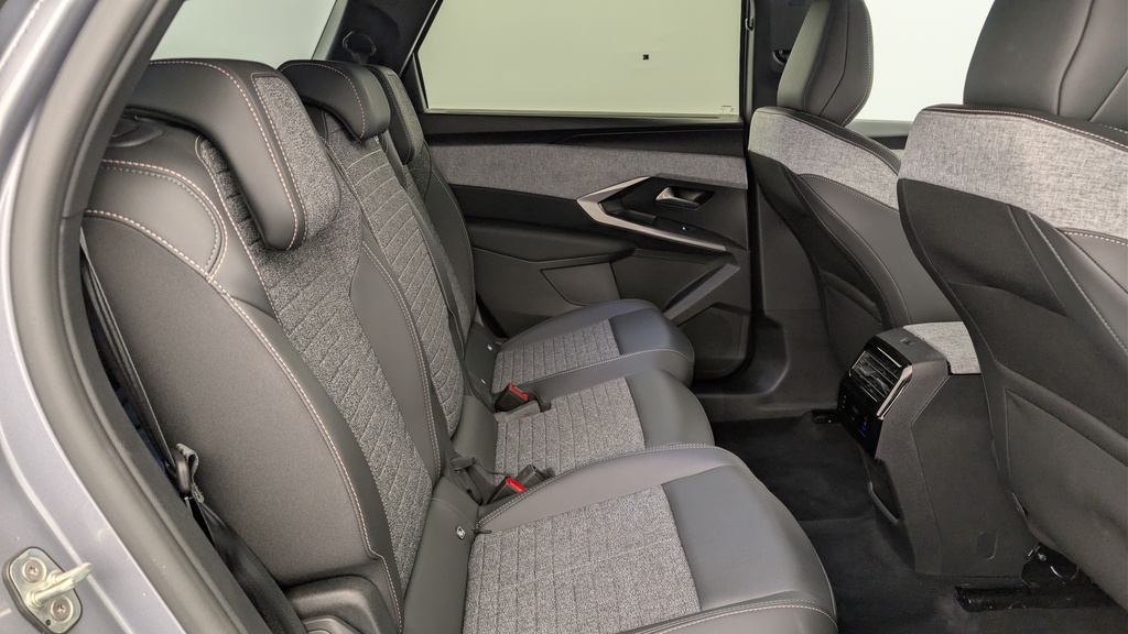 Peugeot 5008 HYBRID 145 CH E-DCS6 ALLURE