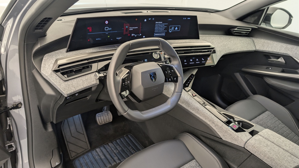 Peugeot 5008 HYBRID 145 CH E-DCS6 ALLURE