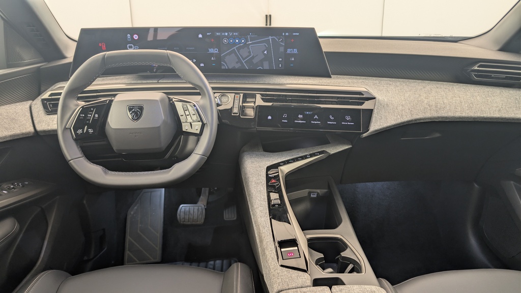 Peugeot 5008 HYBRID 145 CH E-DCS6 ALLURE