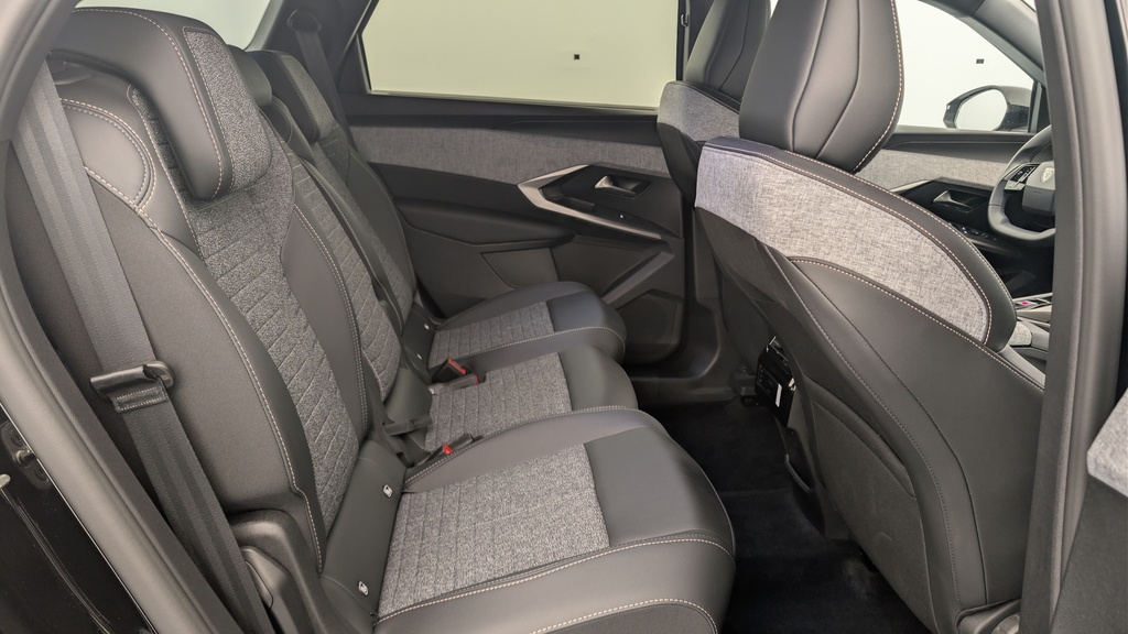 Peugeot 5008 HYBRID 145 CH E-DCS6 ALLURE