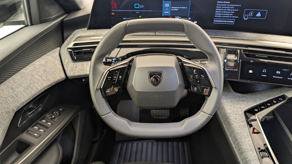 Peugeot 5008 HYBRID 145 CH E-DCS6 ALLURE