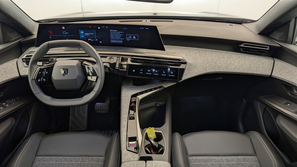 Peugeot 5008 HYBRID 145 CH E-DCS6 ALLURE