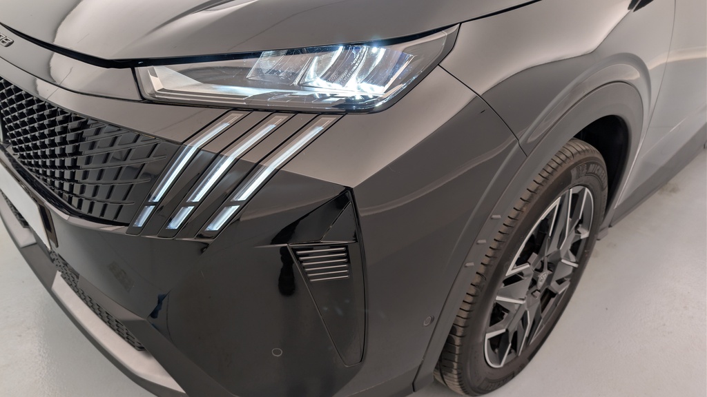 Peugeot 5008 HYBRID 145 CH E-DCS6 ALLURE
