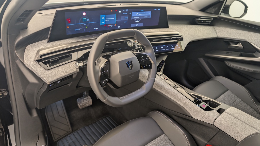 Peugeot 5008 HYBRID 145 CH E-DCS6 ALLURE