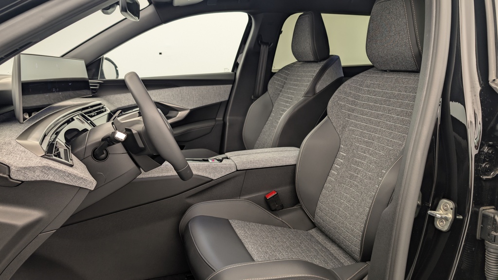 Peugeot 5008 HYBRID 145 CH E-DCS6 ALLURE
