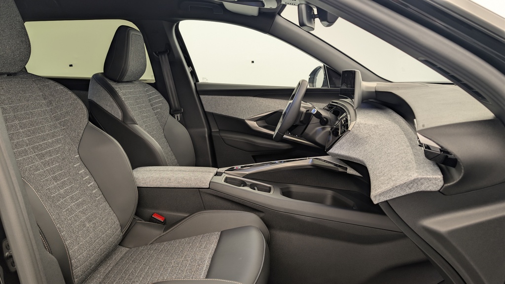 Peugeot 5008 HYBRID 145 CH E-DCS6 ALLURE