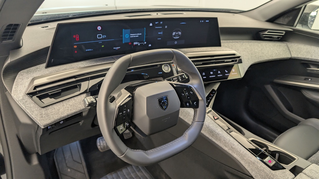 Peugeot 5008 HYBRID 145 CH E-DCS6 ALLURE