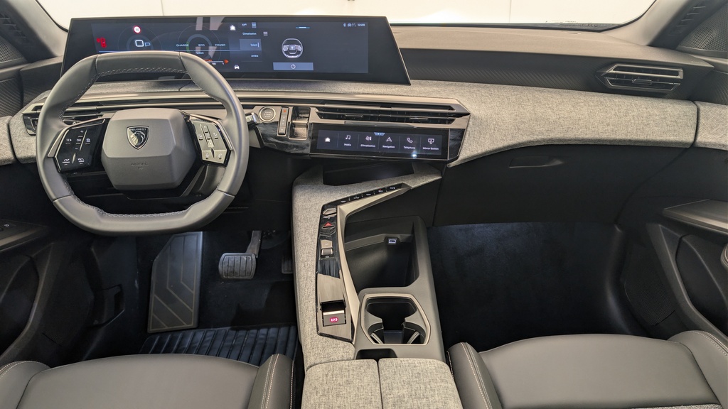 Peugeot 5008 HYBRID 145 CH E-DCS6 ALLURE