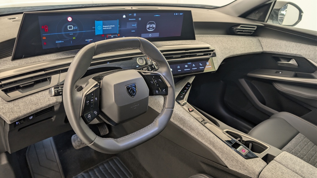 Peugeot 5008 HYBRID 145 CH E-DCS6 ALLURE