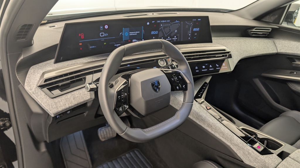 Peugeot 5008 HYBRID 145 CH E-DCS6 ALLURE