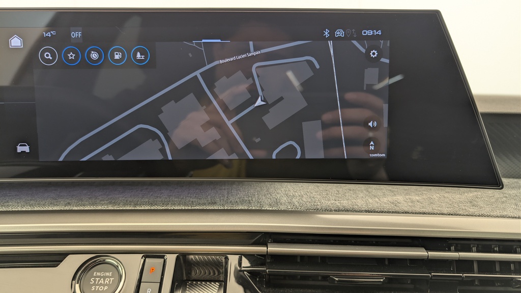Peugeot 5008 HYBRID 145 CH E-DCS6 ALLURE