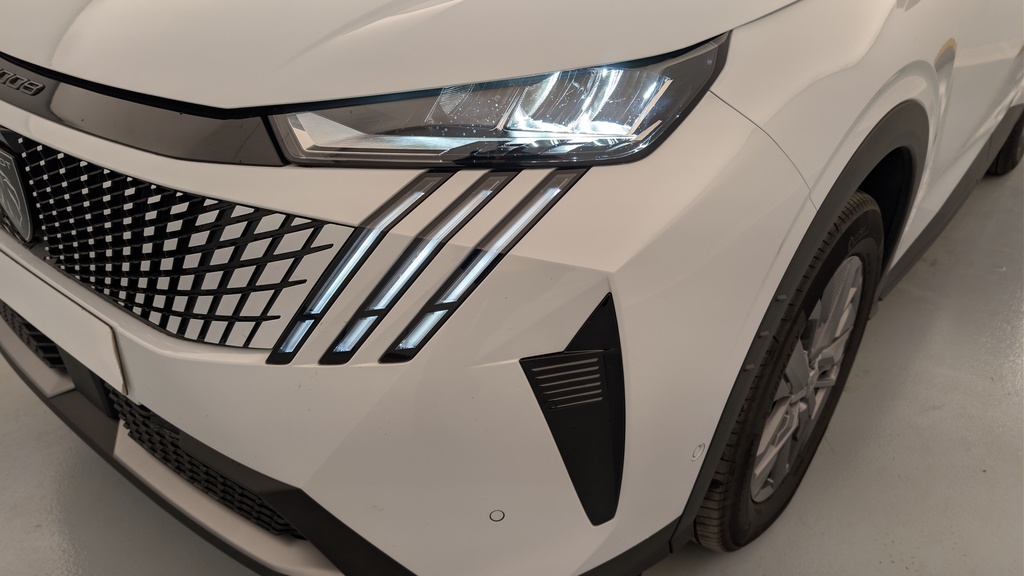 Peugeot 5008 HYBRID 145 CH E-DCS6 ALLURE