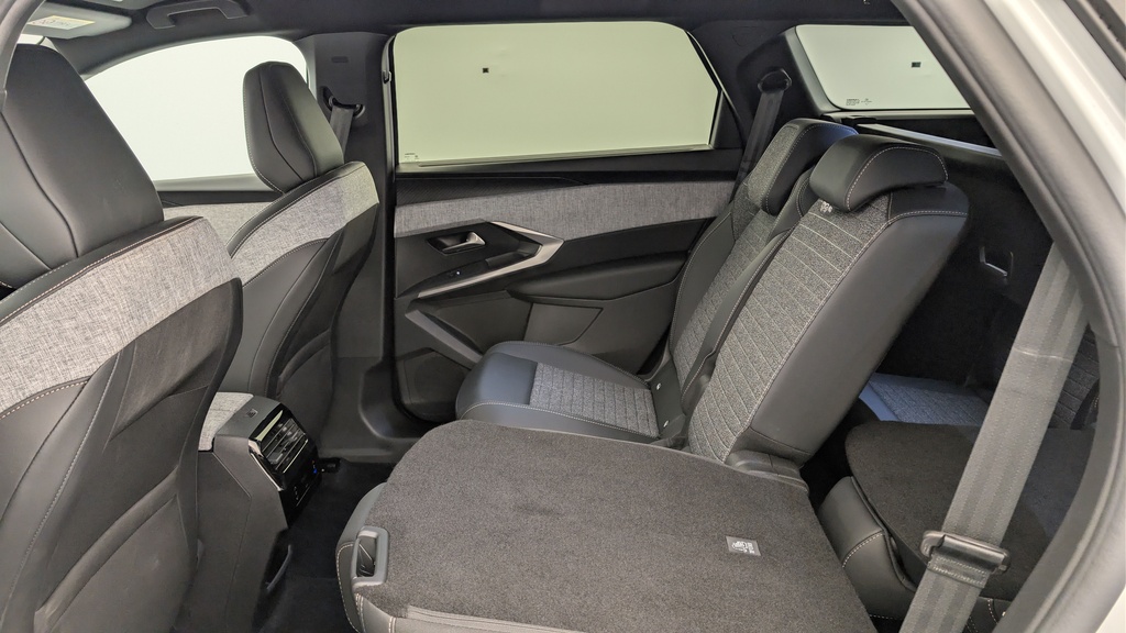 Peugeot 5008 HYBRID 145 CH E-DCS6 ALLURE