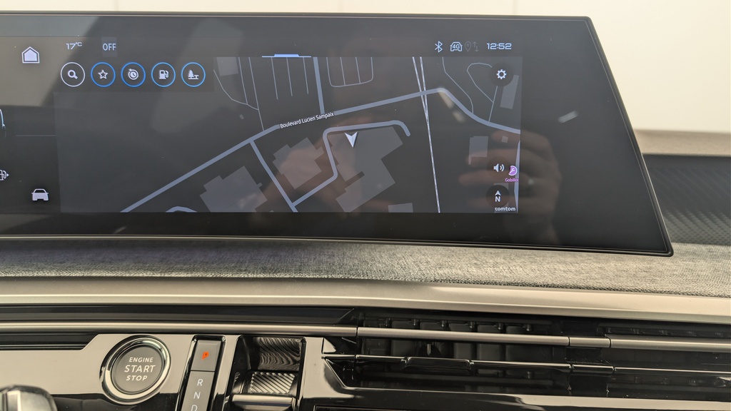 Peugeot 5008 HYBRID 145 CH E-DCS6 ALLURE