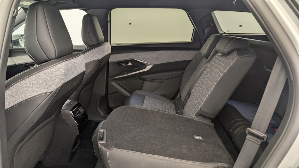 Peugeot 5008 HYBRID 145 CH E-DCS6 ALLURE