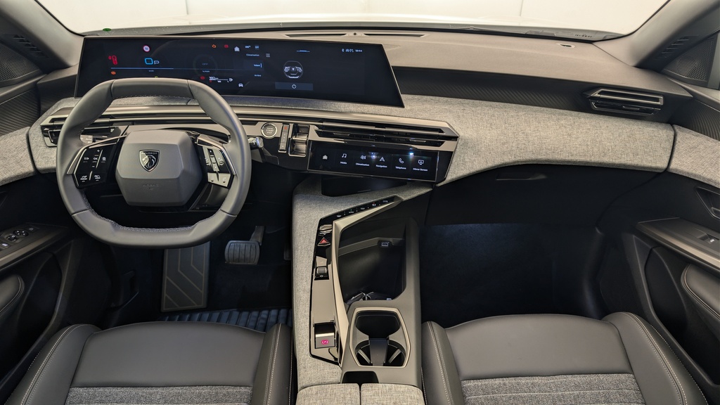 Peugeot 5008 HYBRID 145 CH E-DCS6 ALLURE