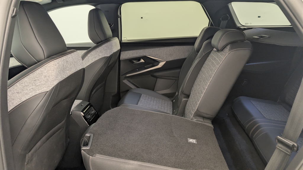 Peugeot 5008 HYBRID 145 CH E-DCS6 ALLURE