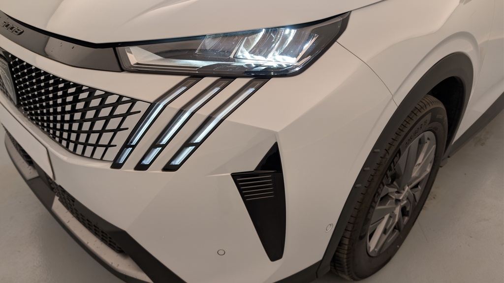 Peugeot 5008 HYBRID 145 CH E-DCS6 ALLURE