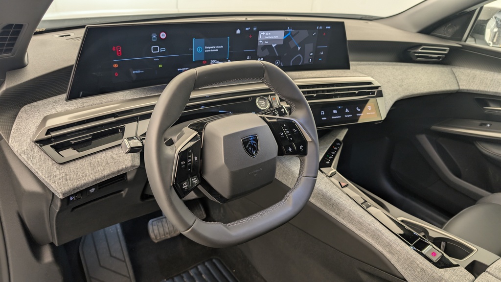 Peugeot 5008 HYBRID 145 CH E-DCS6 ALLURE
