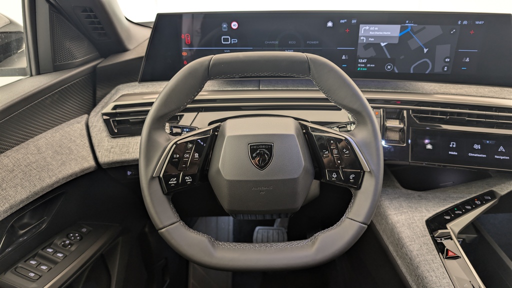 Peugeot 5008 HYBRID 145 CH E-DCS6 ALLURE