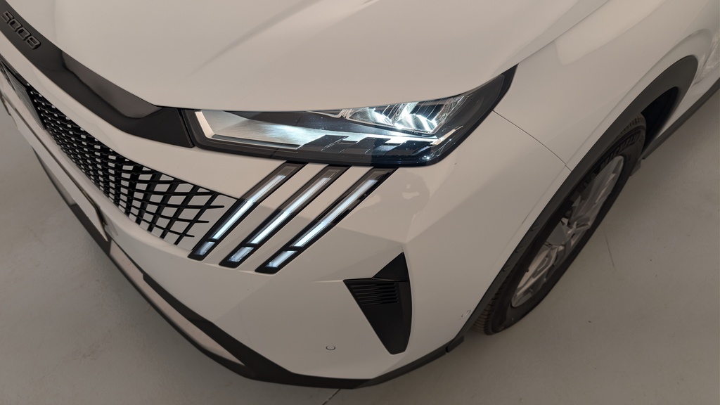 Peugeot 5008 HYBRID 145 CH E-DCS6 ALLURE