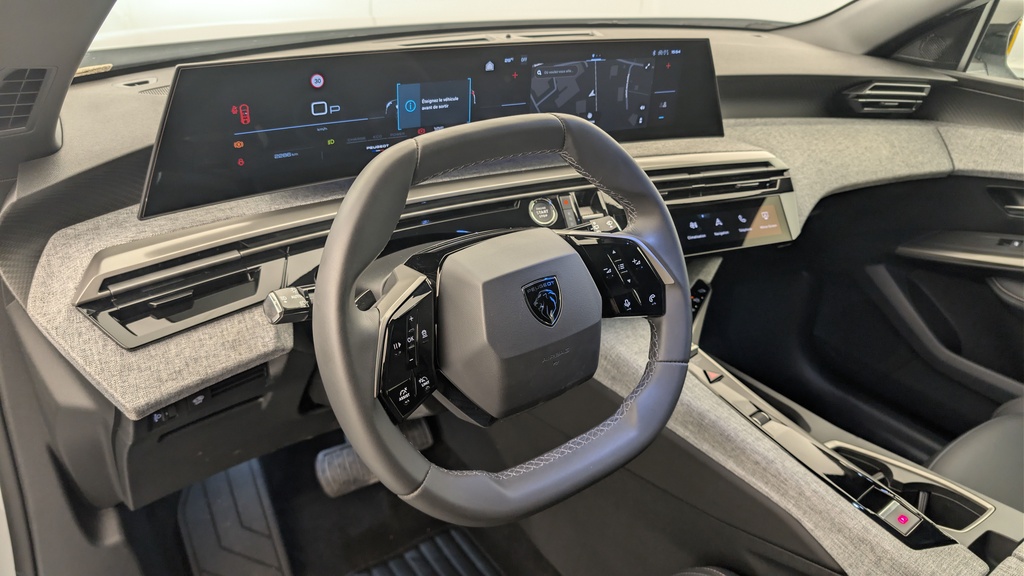 Peugeot 5008 HYBRID 145 CH E-DCS6 ALLURE