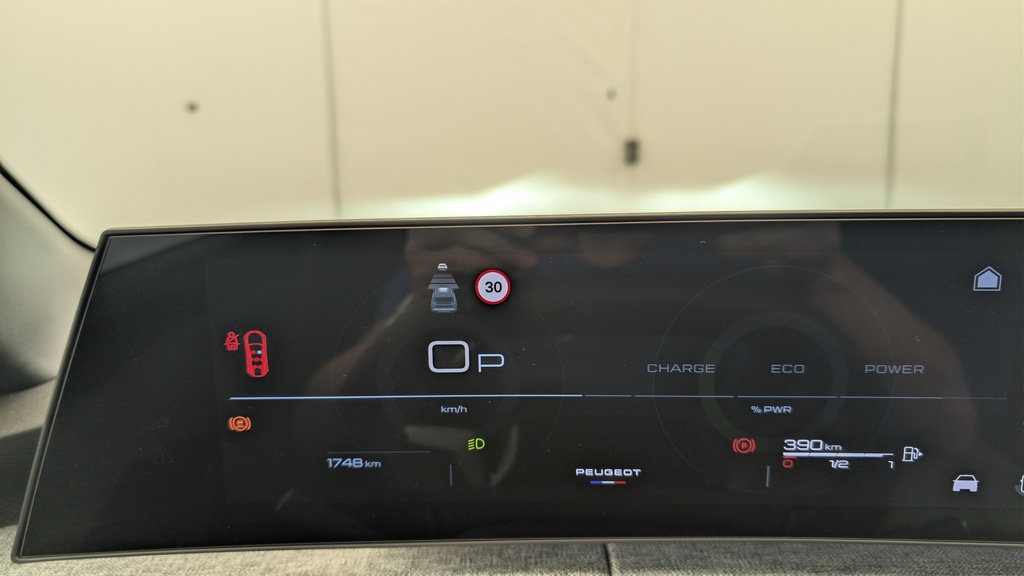 Peugeot 5008 HYBRID 145 CH E-DCS6 ALLURE