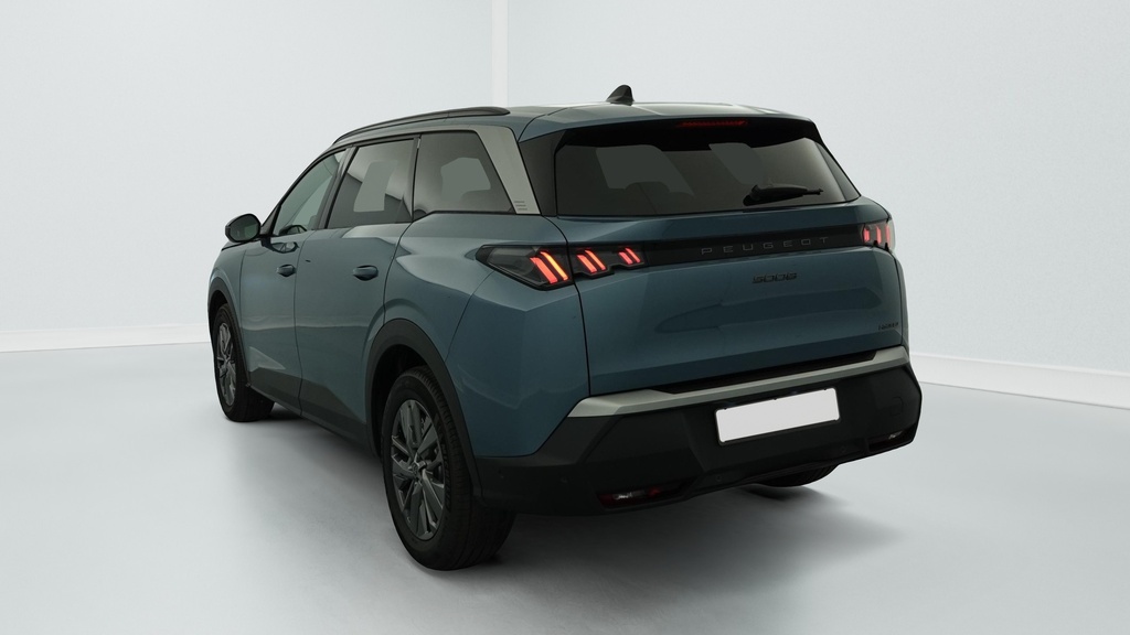 Peugeot 5008 HYBRID 145 CH E-DCS6 ALLURE