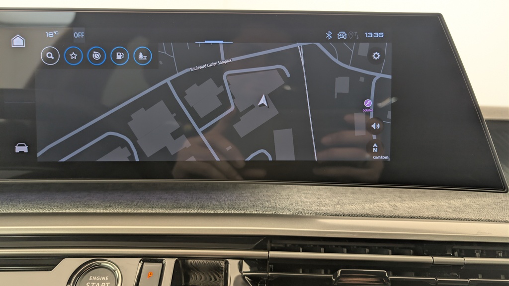 Peugeot 5008 HYBRID 145 CH E-DCS6 ALLURE