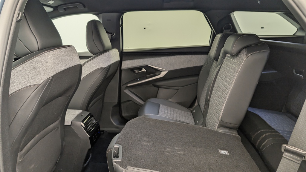 Peugeot 5008 HYBRID 145 CH E-DCS6 ALLURE