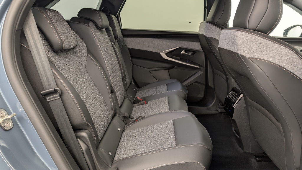 Peugeot 5008 HYBRID 145 CH E-DCS6 ALLURE