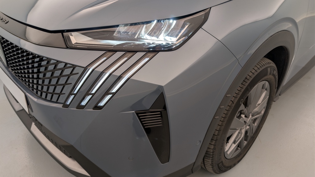 Peugeot 5008 HYBRID 145 CH E-DCS6 ALLURE