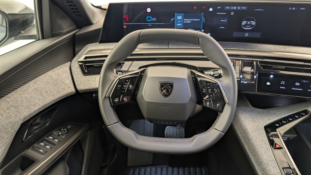 Peugeot 5008 HYBRID 145 CH E-DCS6 ALLURE