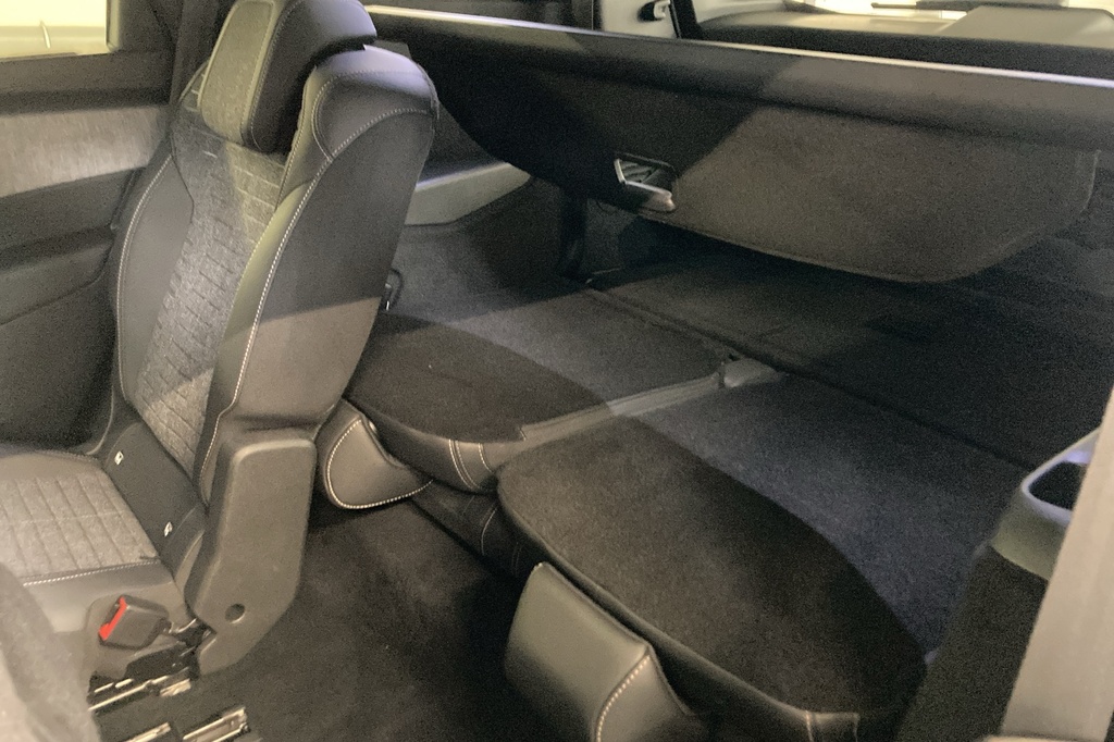Peugeot 5008 HYBRID 145 CH E-DCS6 ALLURE