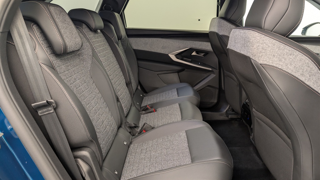 Peugeot 5008 HYBRID 145 CH E-DCS6 ALLURE