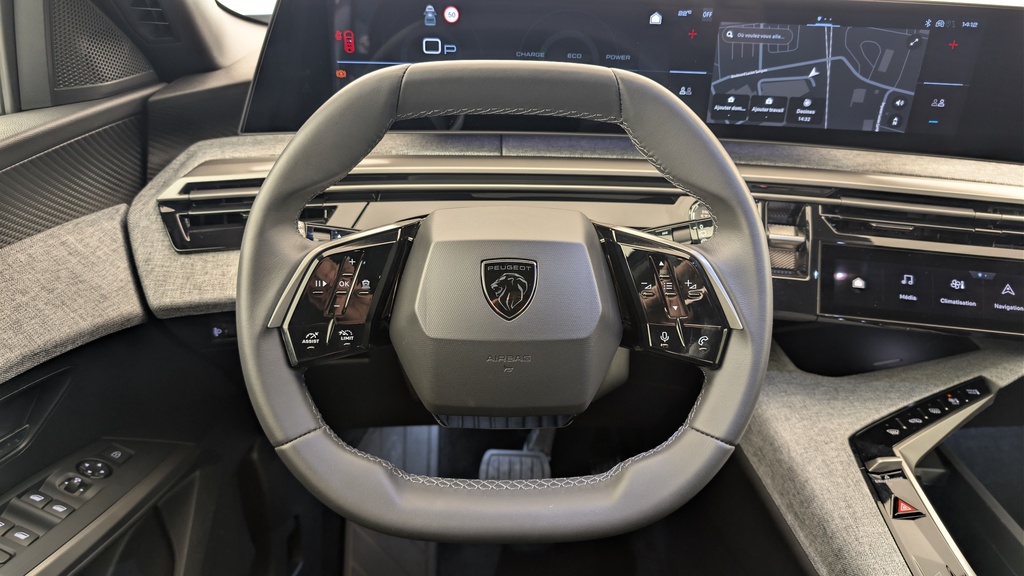 Peugeot 5008 HYBRID 145 CH E-DCS6 ALLURE