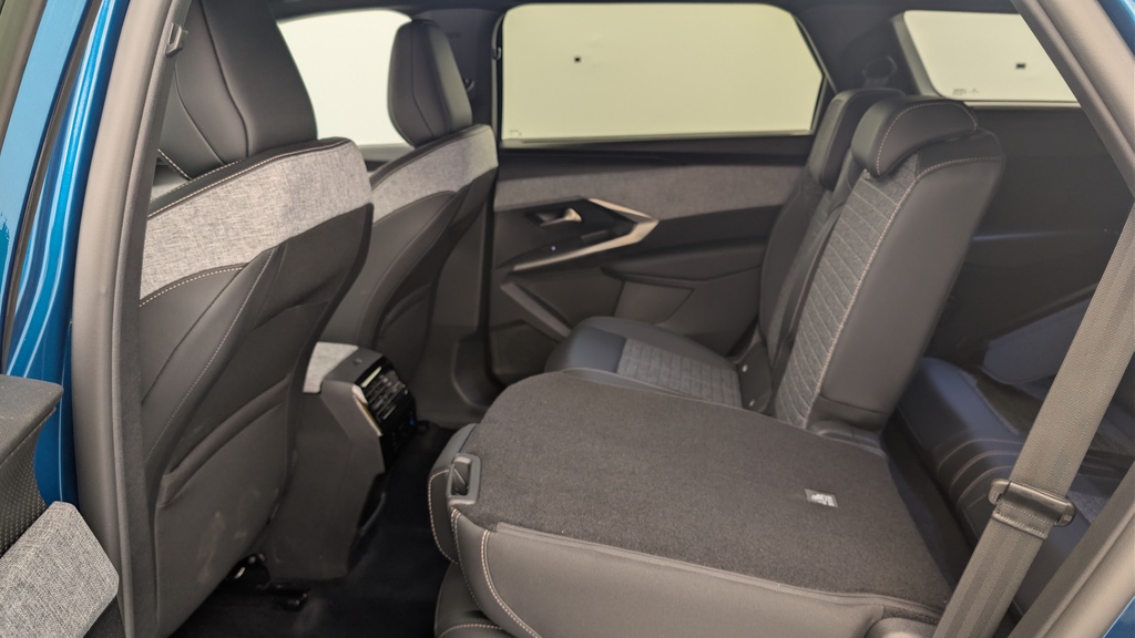 Peugeot 5008 HYBRID 145 CH E-DCS6 ALLURE