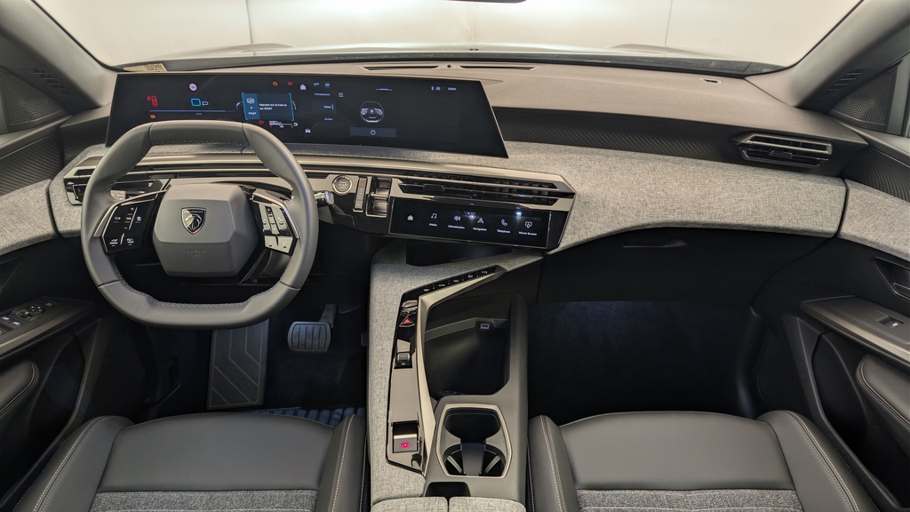 Peugeot 5008 HYBRID 145 CH E-DCS6 ALLURE