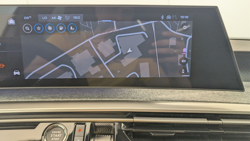 Peugeot 5008 HYBRID 145 CH E-DCS6 ALLURE