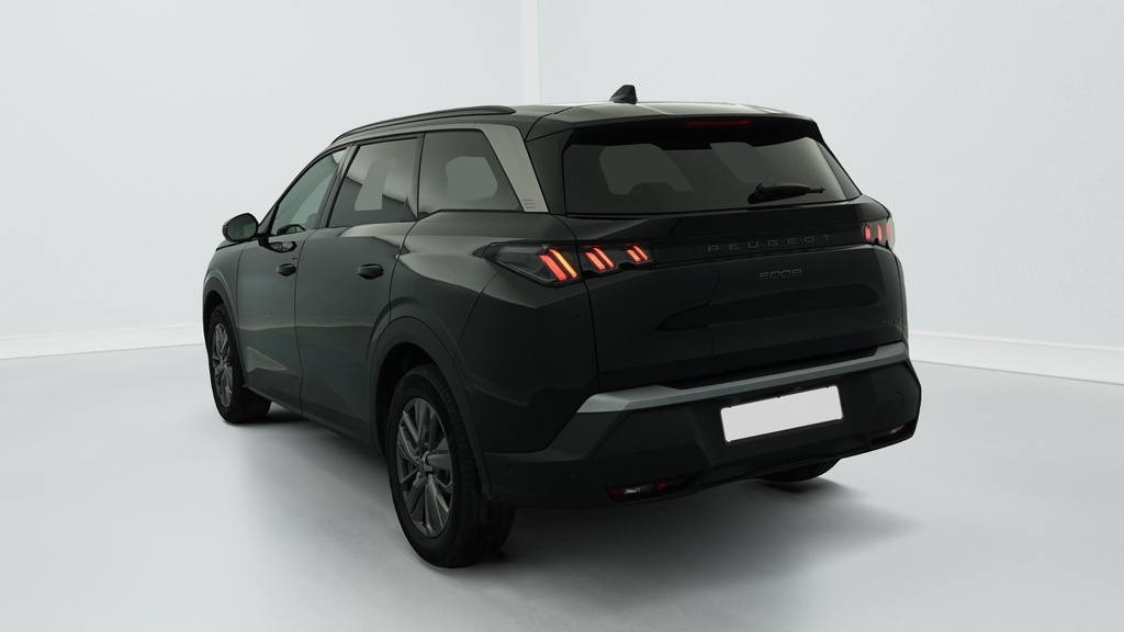 Peugeot 5008 HYBRID 145 CH E-DCS6 ALLURE