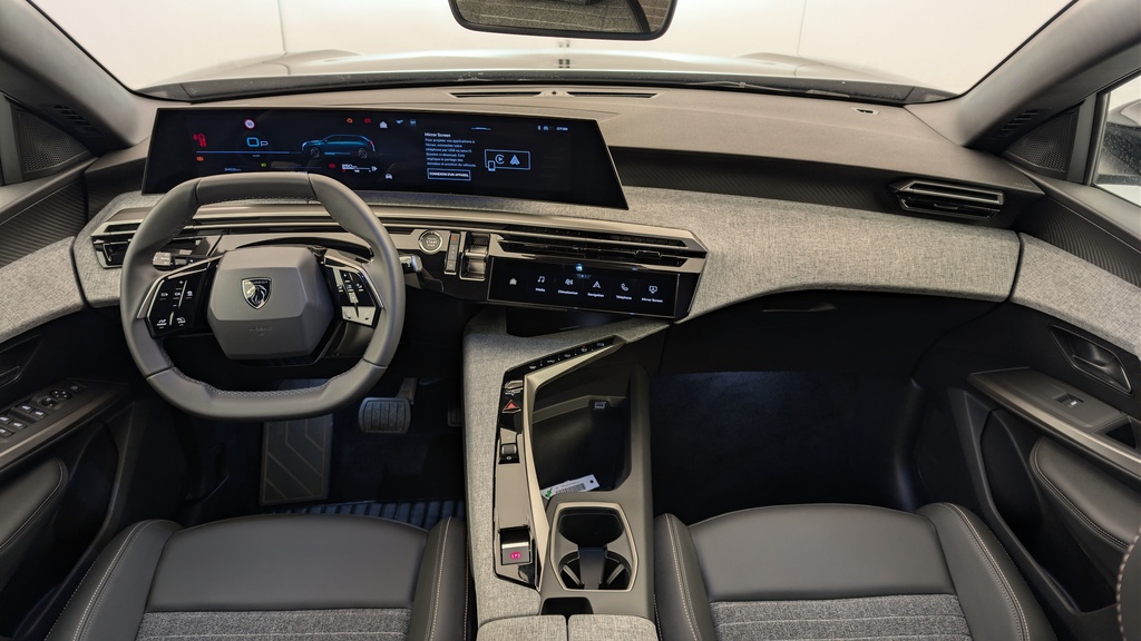 Peugeot 5008 HYBRID 145 CH E-DCS6 ALLURE