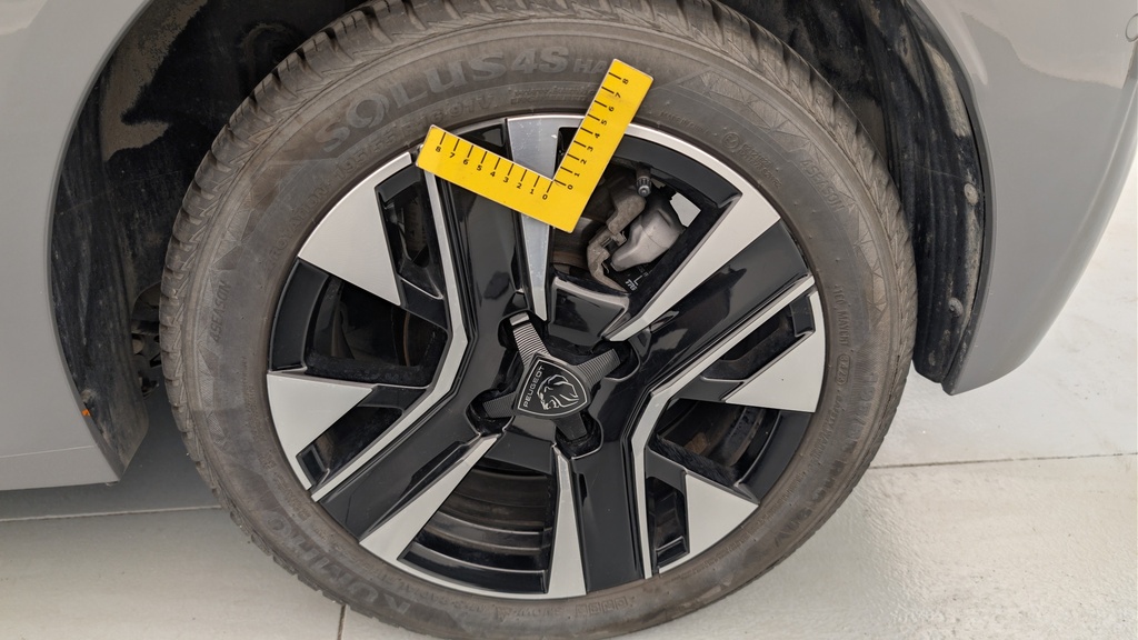 Peugeot 208 PureTech 100 S&S EAT8 Allure
